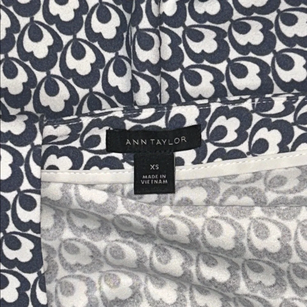 Ann Taylor Blue and Cream Print Peplum Blouse, XS - Picture 3 of 4